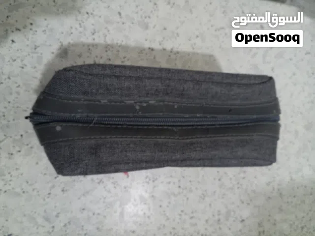 شنطه ما فيها شي