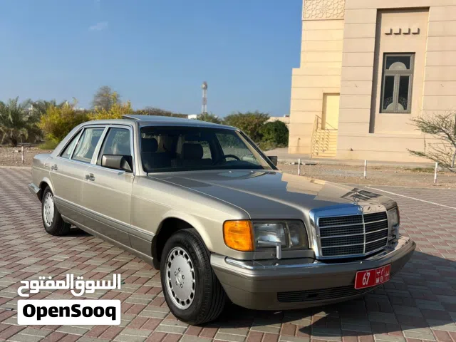 1986 مرسيدس بنز الفئة-SE SEL 560