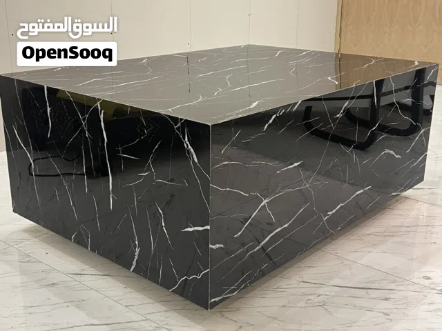 طاولة استخدام قليل