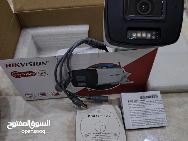 Camera de surveillance, haute qualité, model HIKVISION, nuit et jour. Nouveau, non utilisé.