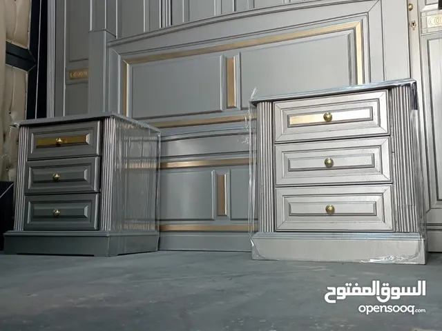 غرفه نوم تفصيل ممتازه بحال الوكاله خشب لاتيه 18بحال ممتاز جدا