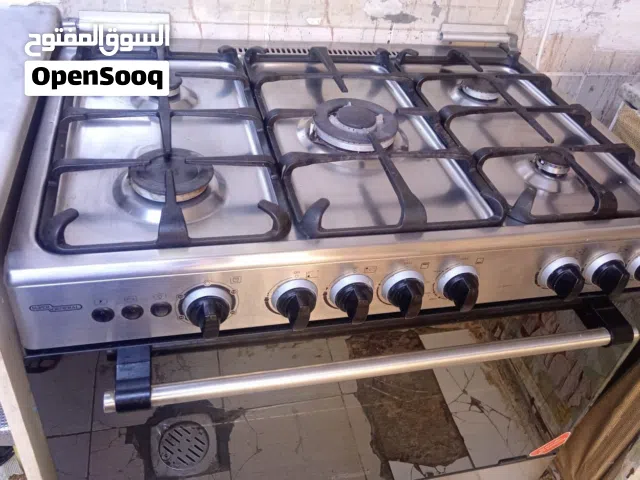 جلسة كنب وغاز كبير استعمال سنة تقريبا الكنب مع الغاز