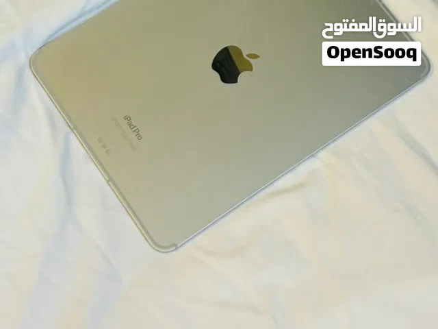 Apple iPad pro 2 128 GB in Al Batinah