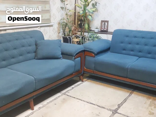 نصف تخم متكون من قنفه كبيرة 3 مقعدوقنفه صغيرة 2 مقعد