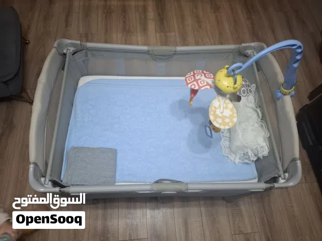 سرير اطفال مستعمل بحالة ممتازة