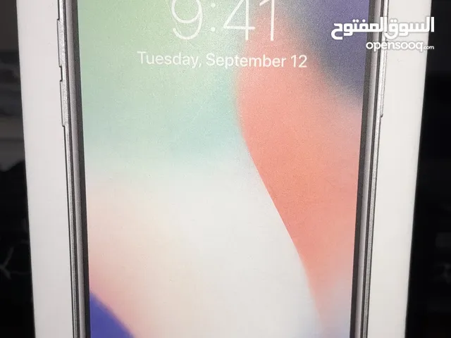 520درهم iphone X 256 gb silvers مستعمل