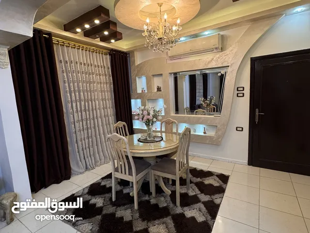 130 m2 5 Bedrooms Apartments for Sale in Irbid Al Hisbeh Al Markizeya