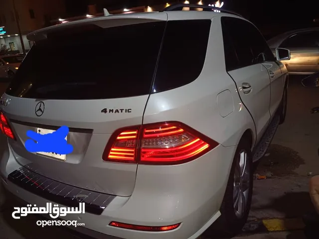 مرسيدس ML350 ساحلية جاية سليمة فل الفل سوق الجمعة للإستفسار علي هاتف سيارة نظيفة
