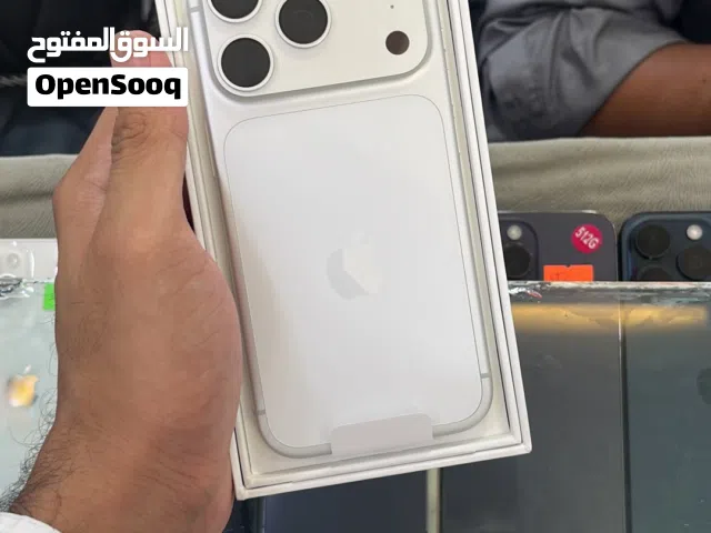 Apple iPhone 13 Pro Max 256 GB in Al Batinah