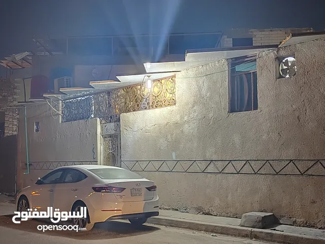 95 m2 2 Bedrooms Townhouse for Sale in Basra Dur Nuwab Al Dubat