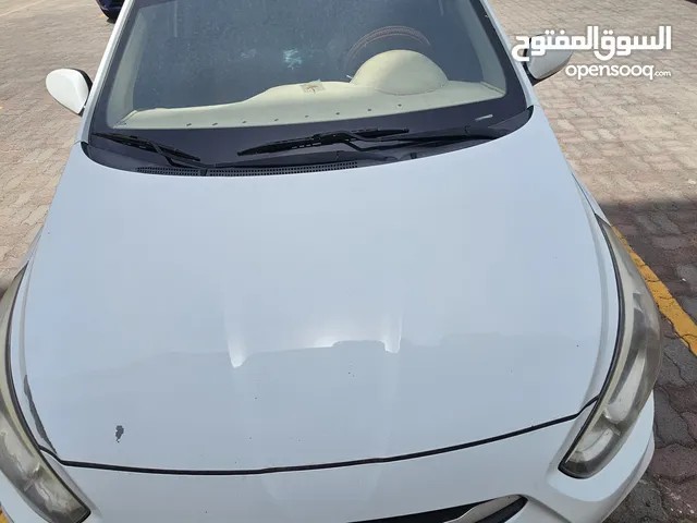Used Hyundai Accent in Al Dakhiliya