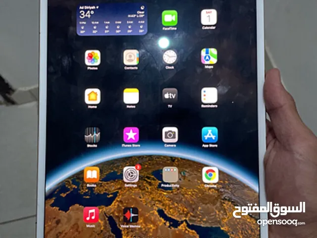 Apple iPad Air 64 GB in Diriyah