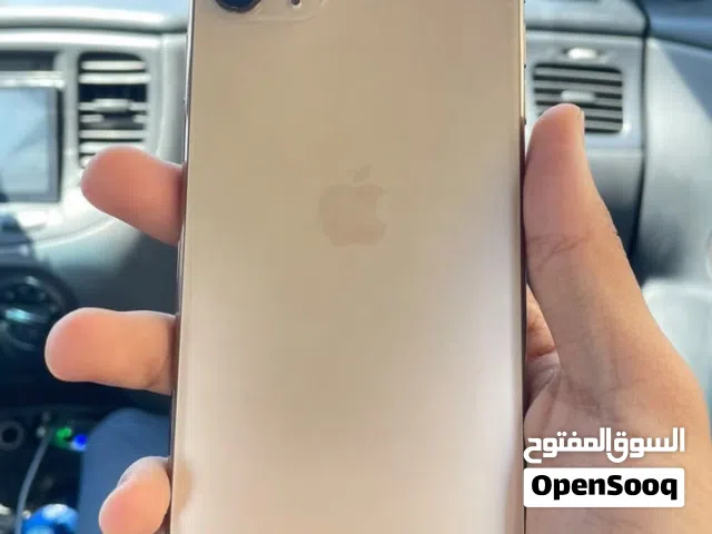 آيفون 11 برو مكس فيه كسره في الشاشه لكن مش ماتره الهاتف ربي يبارك مش مفتوح 512 g