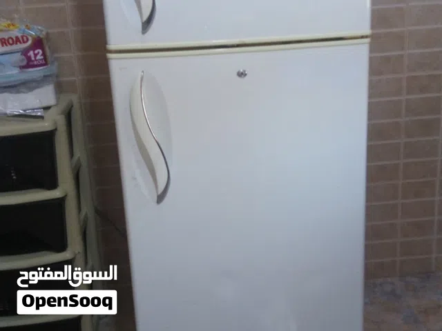 ثلاجه ال جي مع فريزا شغاله