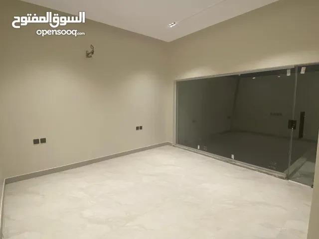 140 m2 3 Bedrooms Apartments for Rent in Al Riyadh Al Quds