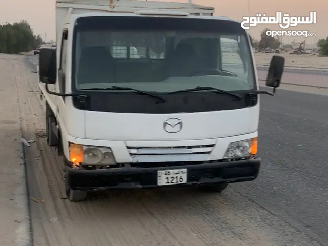 للبيع عدد 2 هاف لوري تويوتا + مازدا