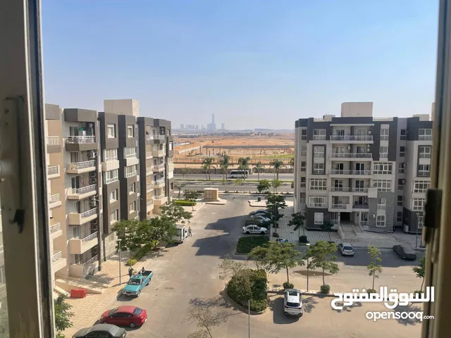 200 m2 3 Bedrooms Apartments for Sale in Cairo Madinaty