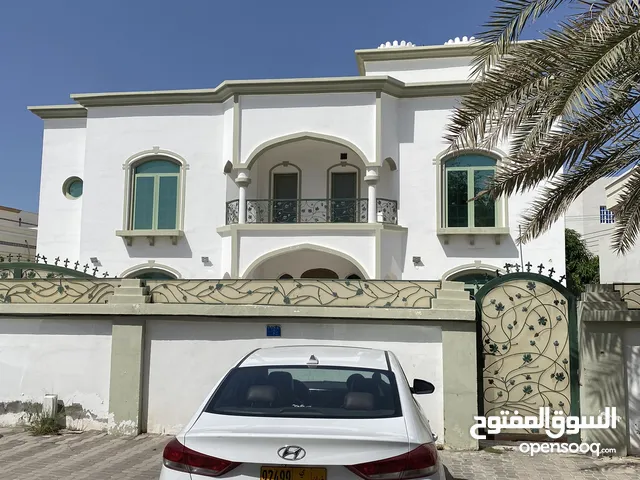200 m2 4 Bedrooms Apartments for Rent in Muscat Al Mawaleh