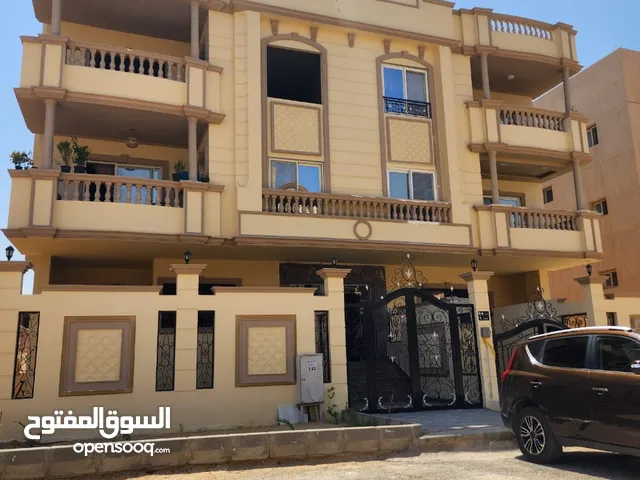350m2 5 Bedrooms Apartments for Sale in Cairo First Settlement