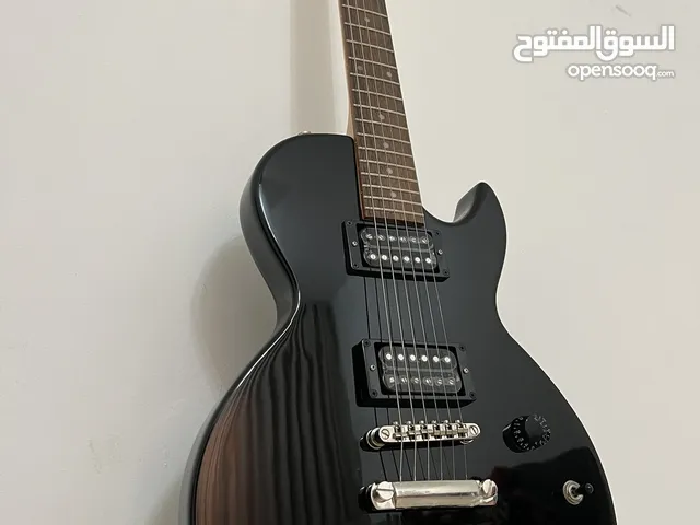 guitar Electric cort cR50