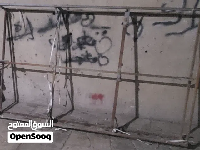 عرطة لوحة اعلانية مترين ونص في متر ونص