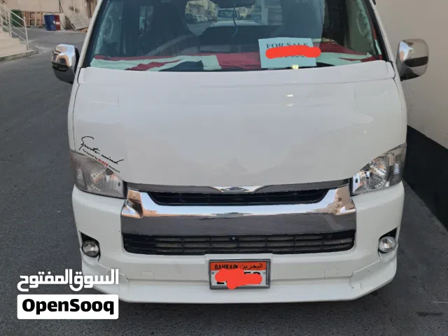 toyota hiace 2010 far sale very good condition