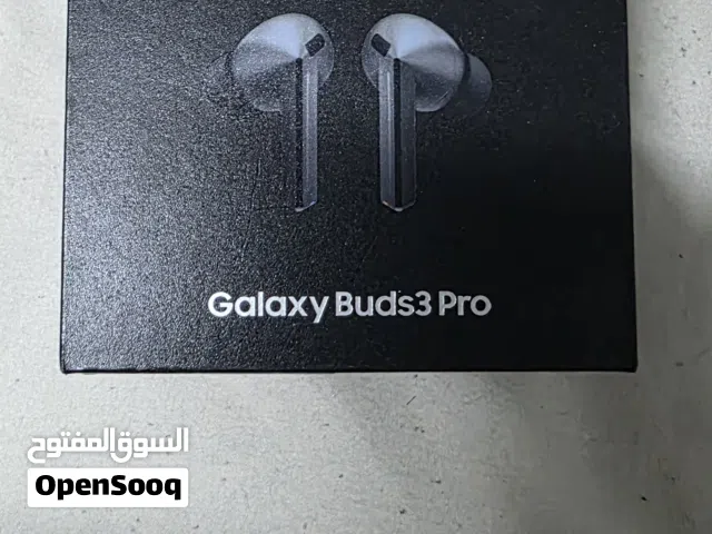 سماعة Samsung Galaxy Buds 3 Pro أصلية بحالة ممتازة جداً، صوت نقي وقوي مع عزل ضوضاء (ANC)،