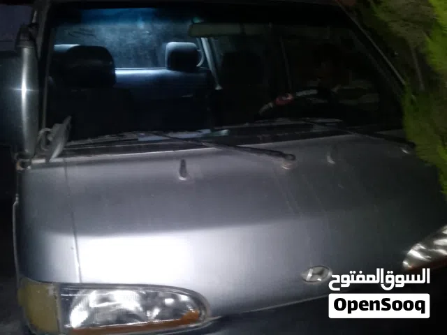 2001 هيونداي H 100