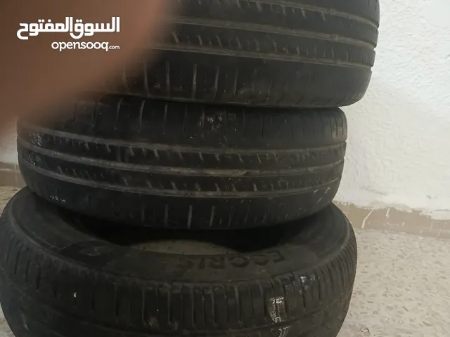 قطع غيار سيارات