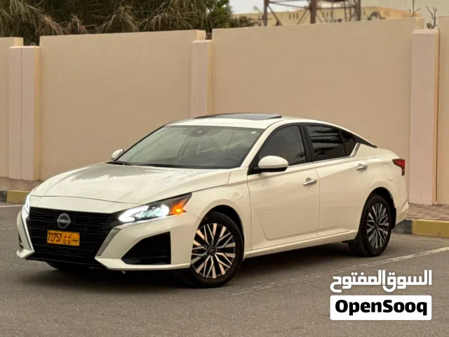 2023 نيسان التيما SV