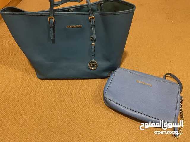 Michael kors large tote bag and sling bag