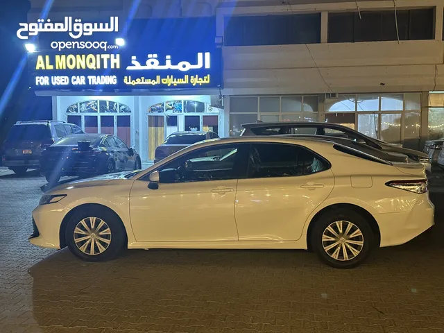 تيوتا كامري بترول 2019