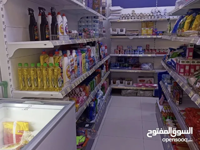 * A سوبر ماركت للبيع بالجرف الصناعية 2 - عجمان - مساحة 55 متر- مجهز بثلاجتين مطحنه قهوة - تكييف