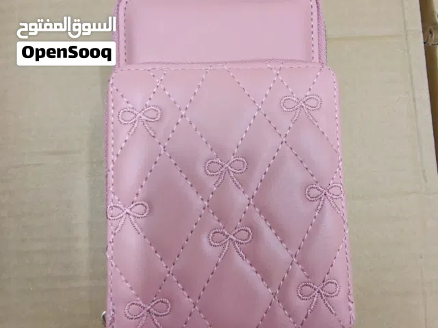 حقيبة كشخة وعملية بلونين بيج و وردي