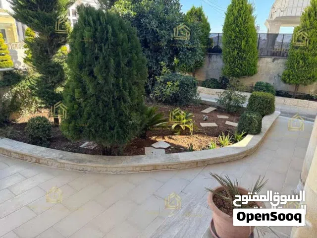 300 m2 4 Bedrooms Apartments for Rent in Amman Khalda
