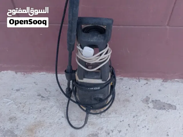 للبيع مضخة غسيل شغالة زين  تصلح لغسيل السيارات والحوش والسجاد وأي استخدام تنظيف معاها الفرد واللي