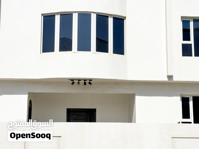 فيلا ب5 غرف للبيع المعبيلة الجنوبية السابعة مباشرة من المالك بناء شخصي