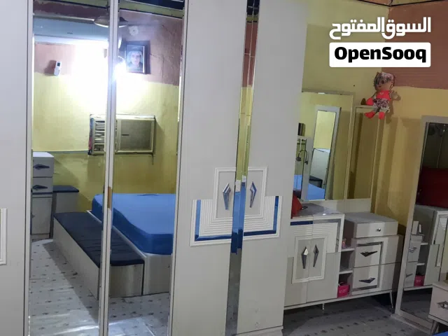 غرفة نوم  نظافة 90% مابيها اي كسر او خدش جاهزة السعر مليون ونص وبيها مجال للشراي