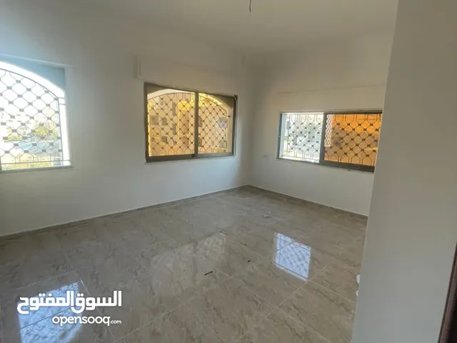 شقة للإيجار في الزرقاء