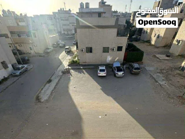 مطلوب شقة في قدح ولا سيتي مول