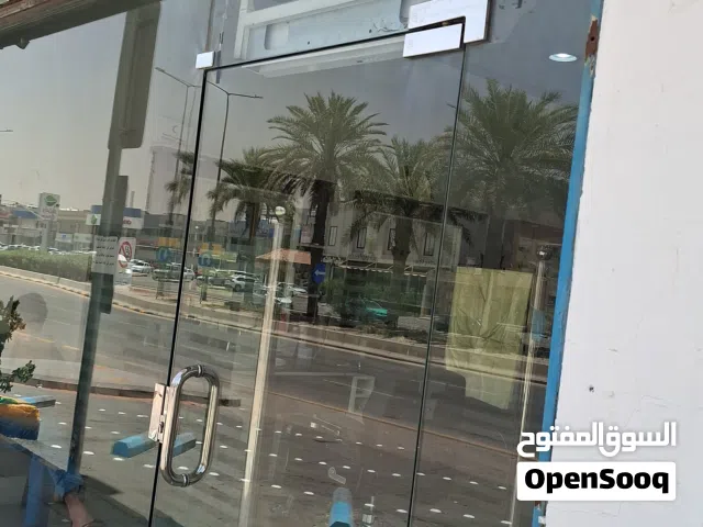 مركبات زجاج المينوم باب المينوم