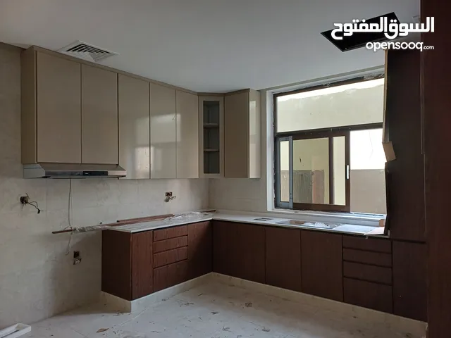 kitchens & covert & aluminium etc.