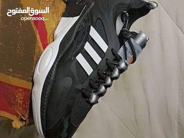 35 Sport Shoes in Baghdad