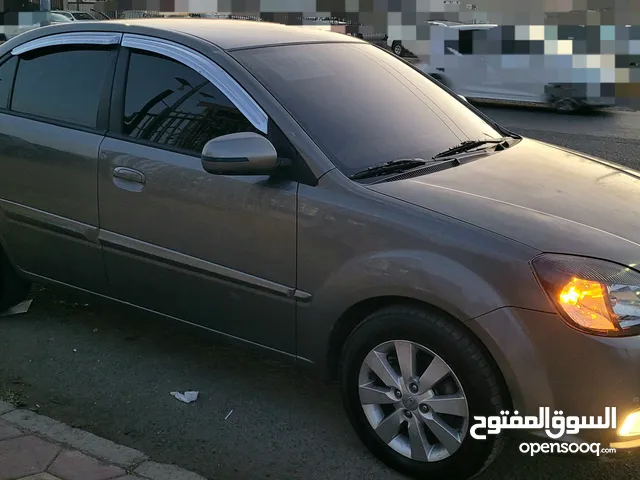 برايد 2011جديد بضااااعه كررررررت ب4200 دولار ماشي 100 الف واررررد .