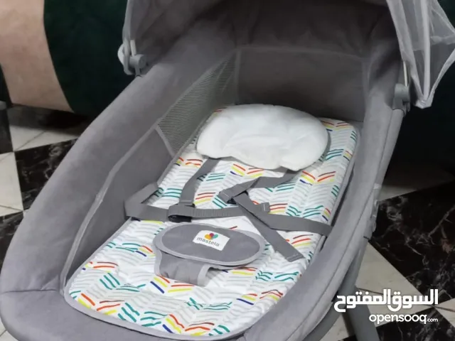 كرسي طفل هزاز