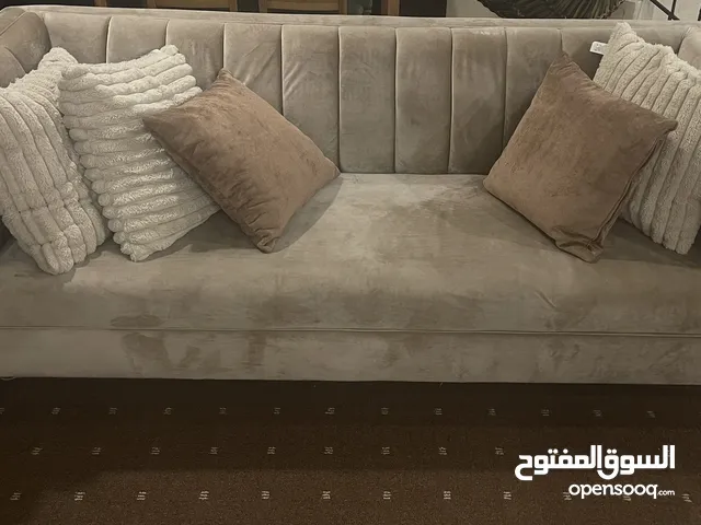 للبيع كنبة مستعملة for sale sofa