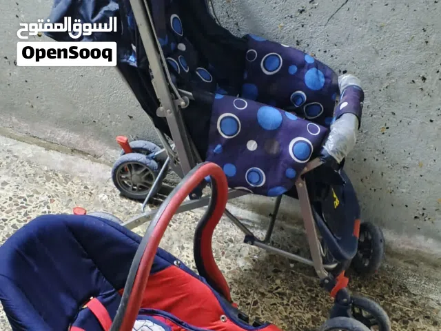 عربه اطفال  نظيفه و كرسي سياره اطفال