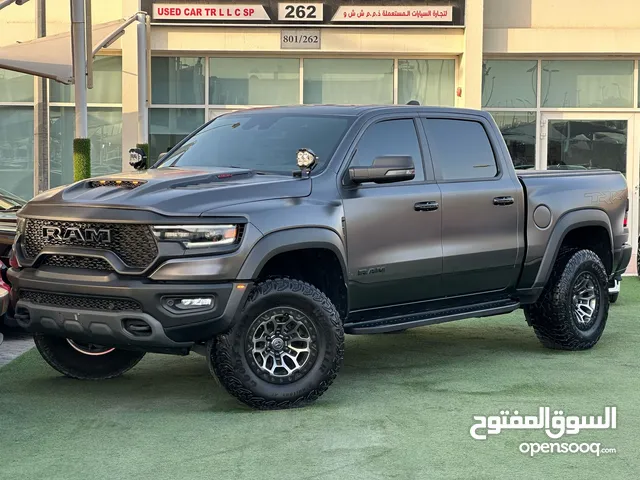 DODGE RAM TRX 6.2 L supercharged GCC 2023 Service history (under warranty) 707hp Full option panoram