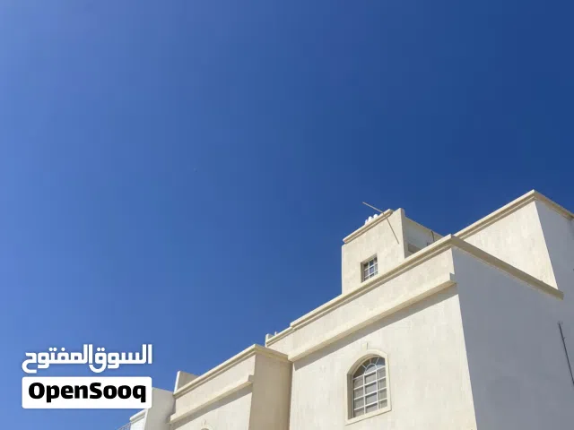 شقه للبيع في بركاء الهرم الخامسة .