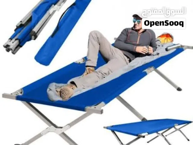 طاولات وأغراض لرحلات